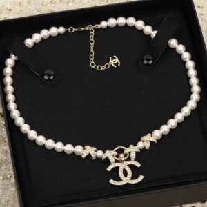 CHANEL - NECKLACE